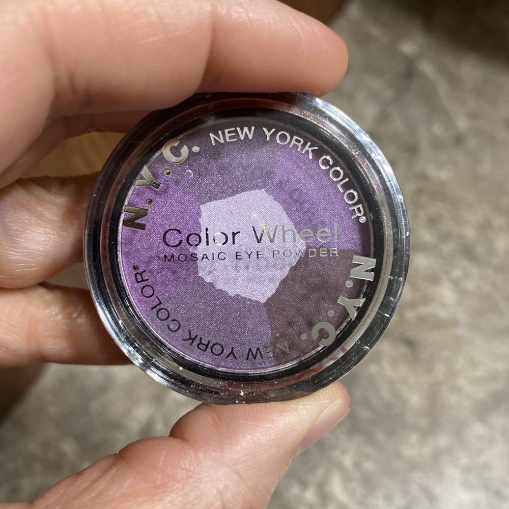 NYC New York Color Wheel Mosaic Eye Powder Shadow‎ Purple Rain NEW
